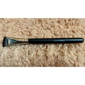 Beauty Inspo Small Flat Angled Contour Brush, BNWOB